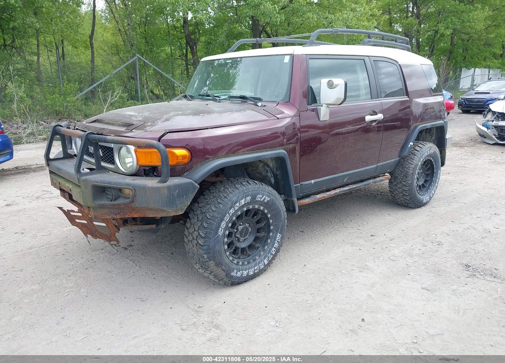 2007 TOYOTA FJ CRUISER VIN: JTEBU11F270049180
