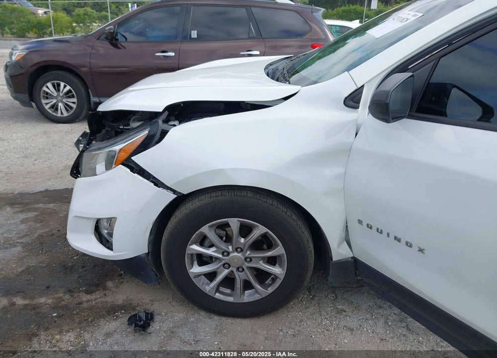 2020 CHEVROLET EQUINOX FWD LS VIN: 3GNAXHEV2LS590127