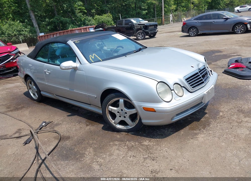 2002 MERCEDES-BENZ CLK 430 VIN: WDBLK70G52T112287