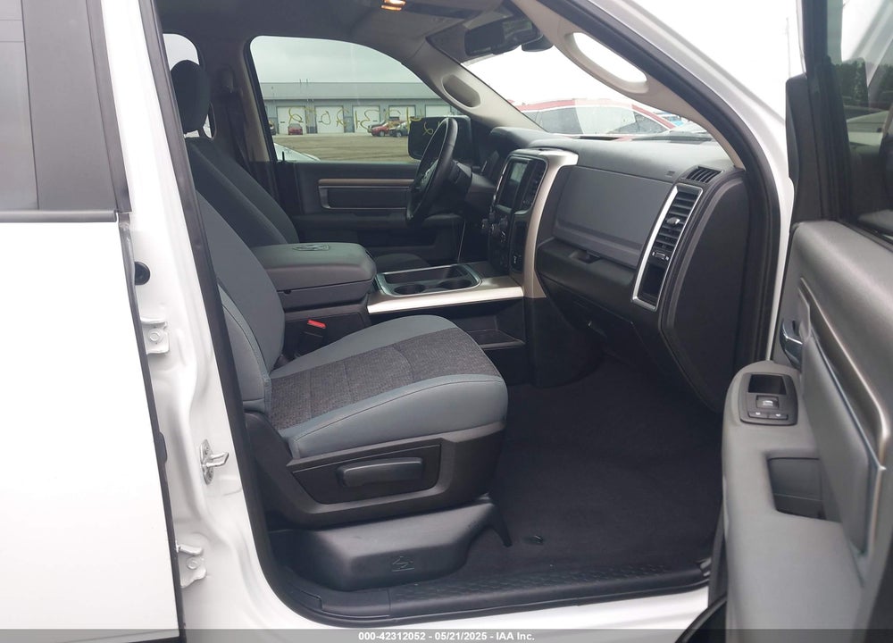 2019 RAM 1500 CLASSIC WARLOCK 4X4 6'4 BOX VIN: 1C6RR7GGXKS616991