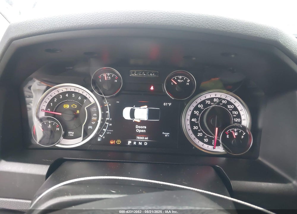 2019 RAM 1500 CLASSIC WARLOCK 4X4 6'4 BOX VIN: 1C6RR7GGXKS616991