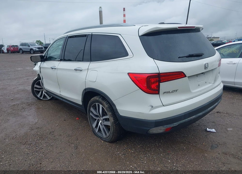 2018 HONDA PILOT VIN: 5FNYF6H91JB036788