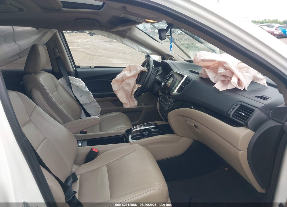 2018 HONDA PILOT VIN: 5FNYF6H91JB036788