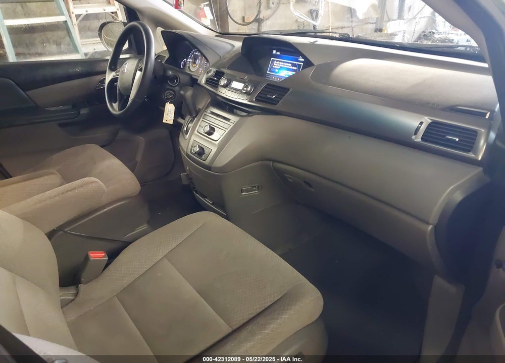 2015 HONDA ODYSSEY LX VIN: 5FNRL5H26FB066869