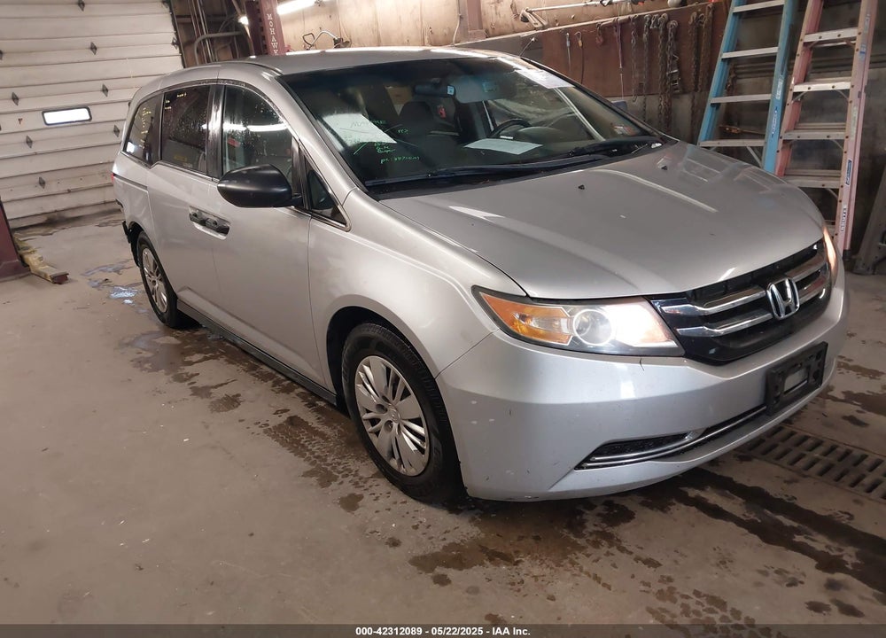 2015 HONDA ODYSSEY LX VIN: 5FNRL5H26FB066869