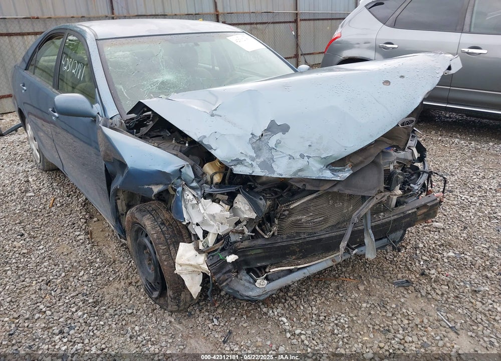 2003 TOYOTA CAMRY LE VIN: 4T1BE32K13U772512