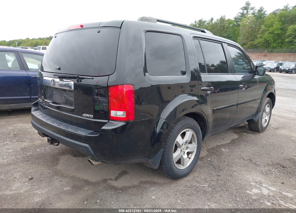 2011 HONDA PILOT VIN: 5FNYF4H77BB029431