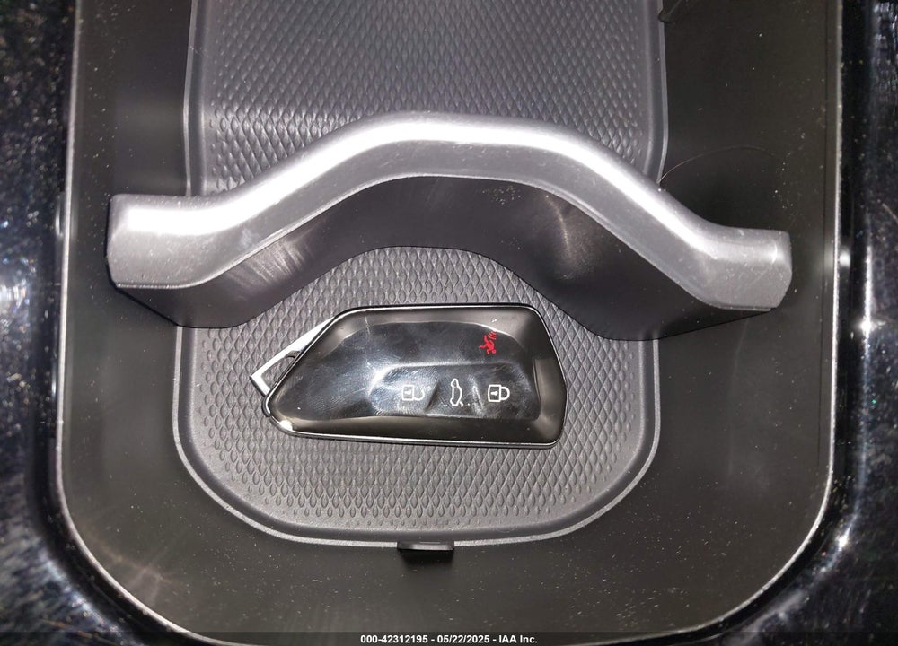 2021 VOLKSWAGEN ID.4 VIN: WVGTMPE29MP042468