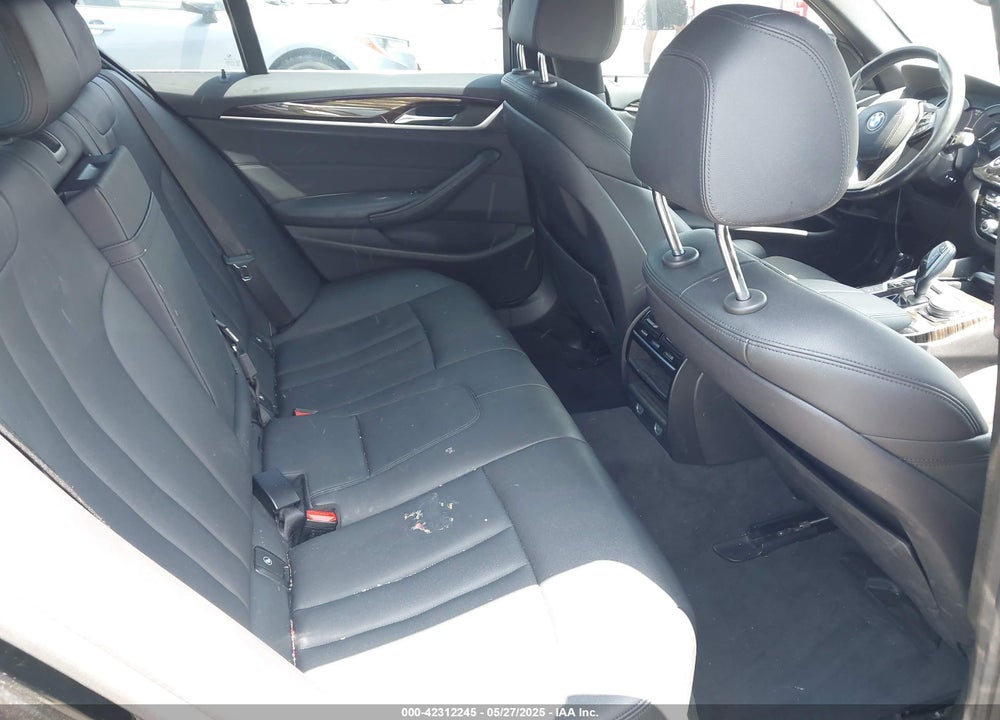 2019 BMW 530E VIN: WBAJA9C52KB389743