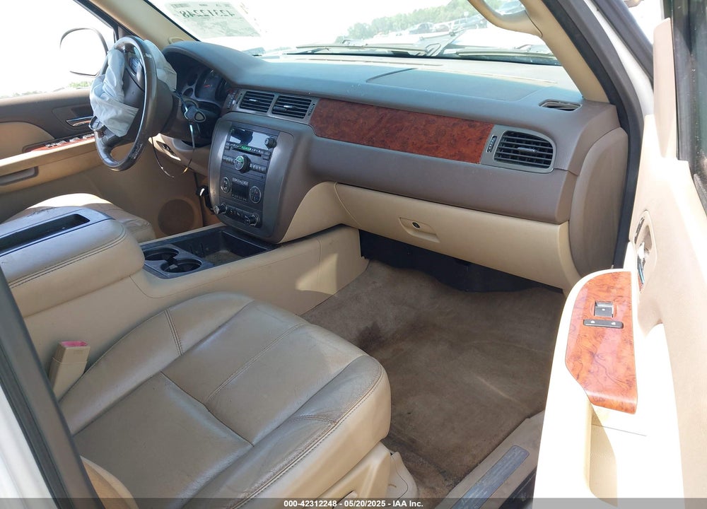 2009 GMC YUKON VIN: 1GKFC33049R158367