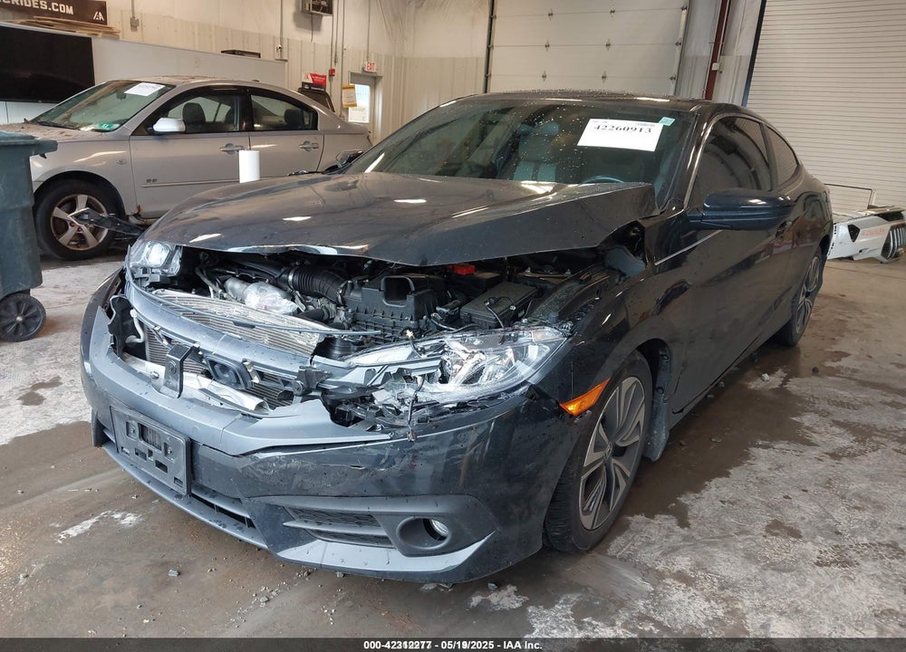 2018 HONDA CIVIC VIN: 2HGFC3B30JH357431
