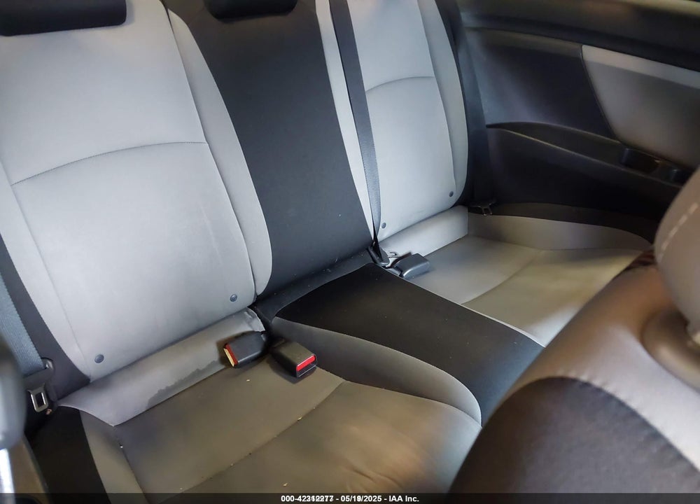 2018 HONDA CIVIC VIN: 2HGFC3B30JH357431