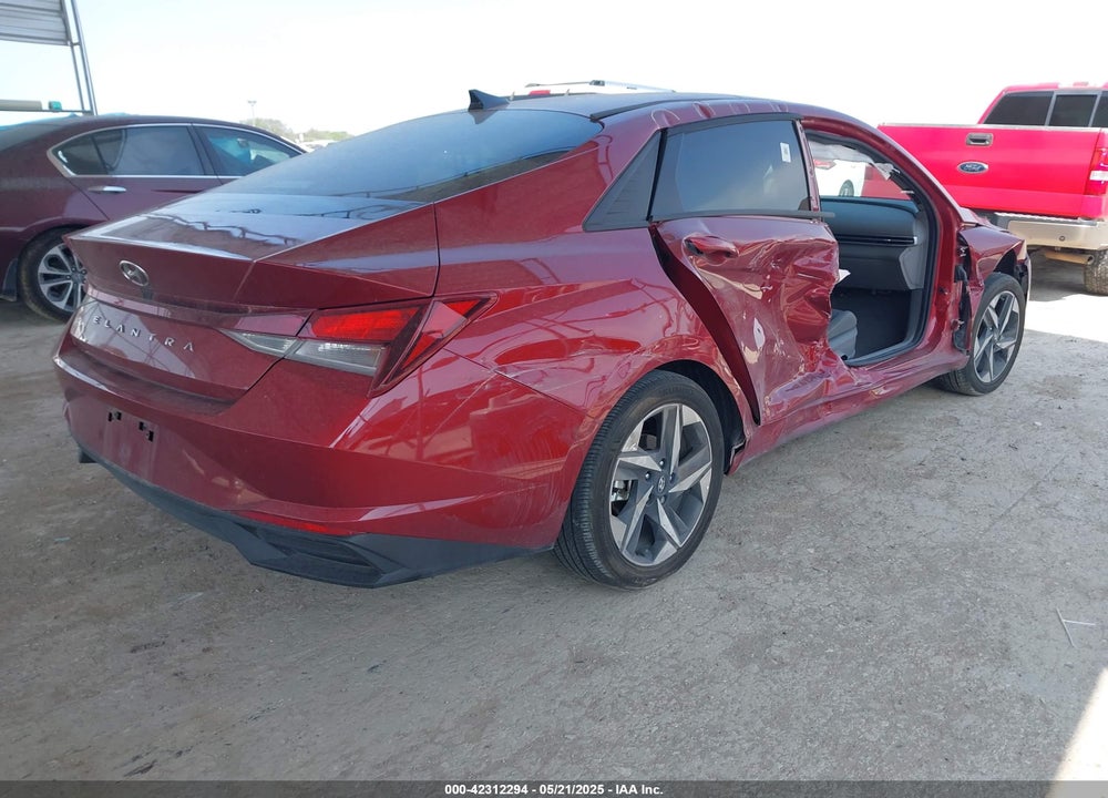 2023 HYUNDAI ELANTRA VIN: KMHLS4AG9PU621861