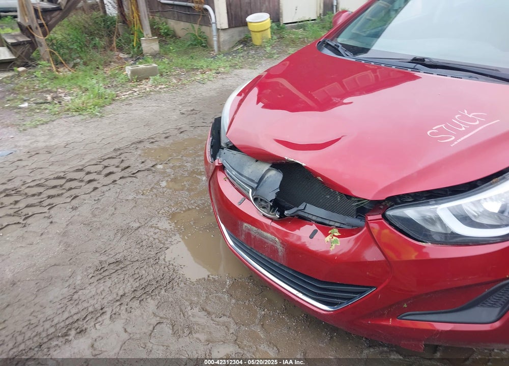2014 HYUNDAI ELANTRA VIN: 5NPDH4AE2EH534848