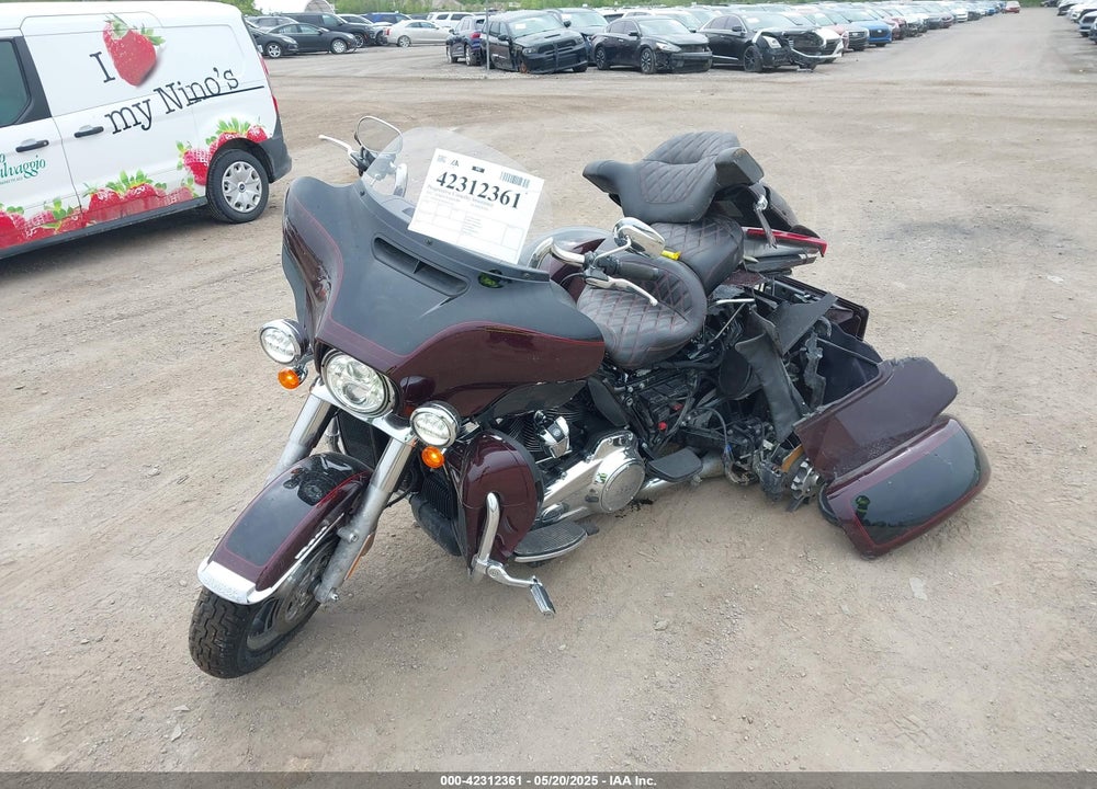 2022 HARLEY-DAVIDSON FLHTCUTG VIN: 1HD1MAF10NB853362