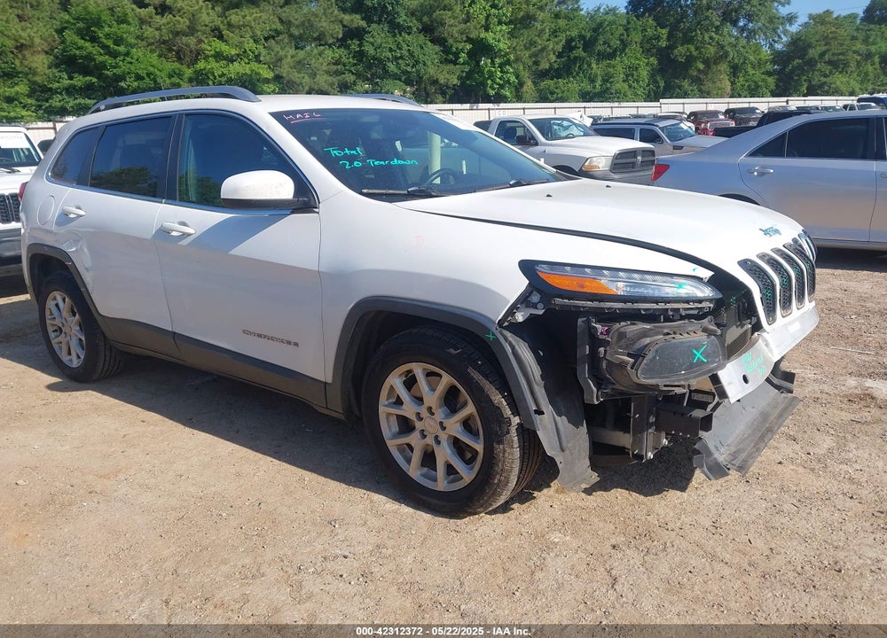 2017 JEEP CHEROKEE LATITUDE FWD VIN: 1C4PJLCB7HW640550