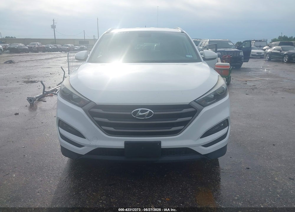 2016 HYUNDAI TUCSON VIN: KM8J3CA43GU101384