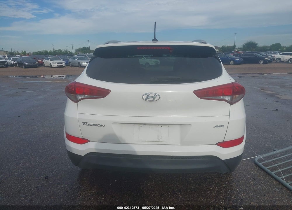 2016 HYUNDAI TUCSON VIN: KM8J3CA43GU101384