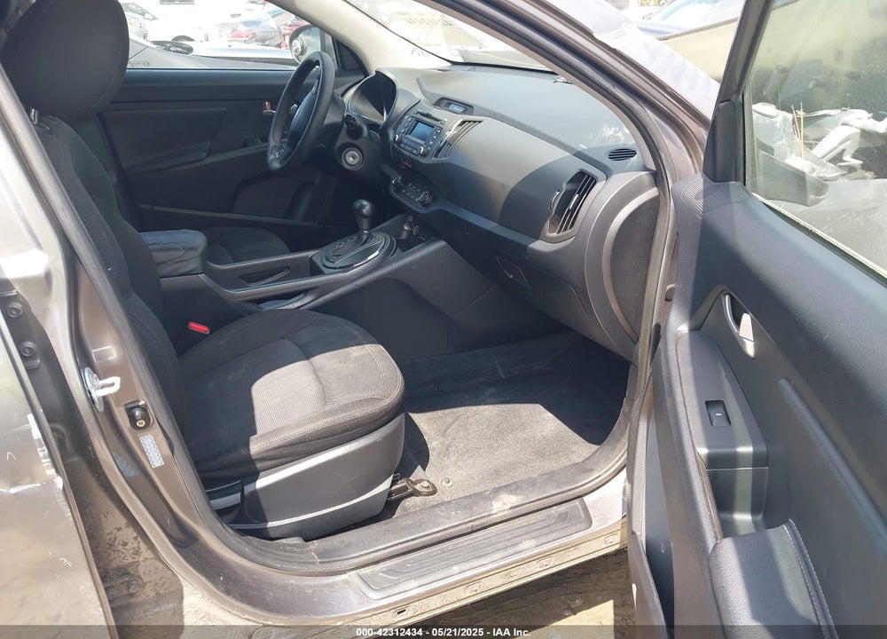2011 KIA SPORTAGE LX VIN: KNDPB3A25B7066046