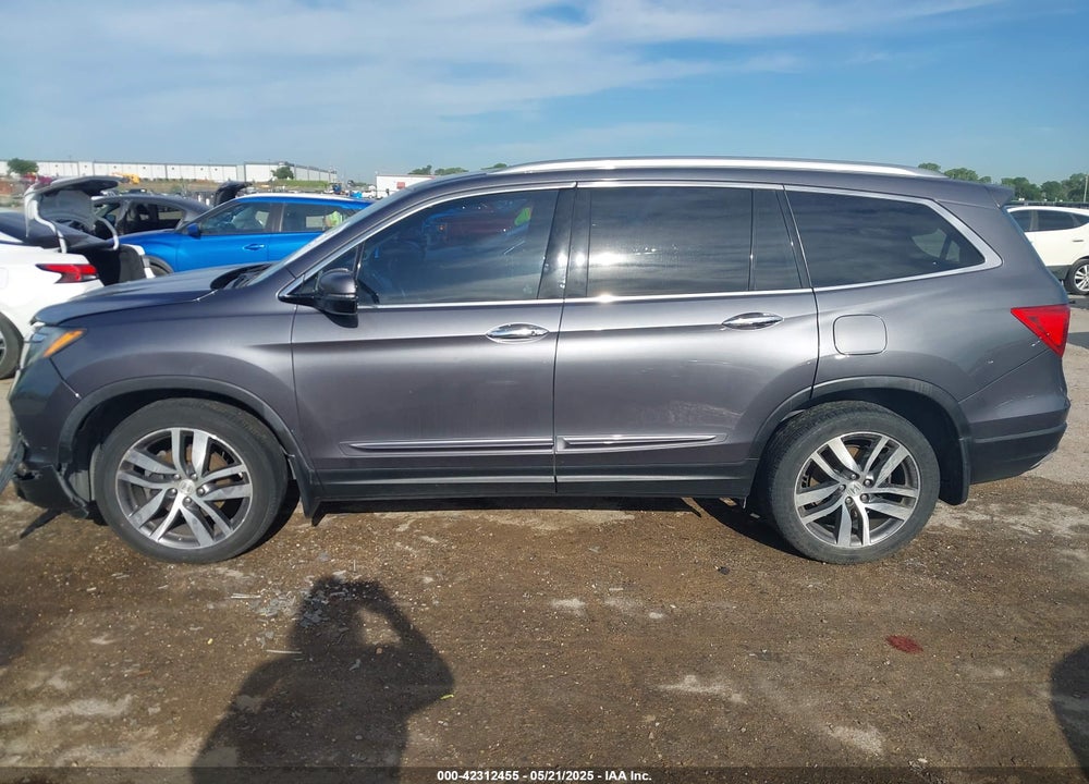 2016 HONDA PILOT VIN: 5FNYF6H99GB030682