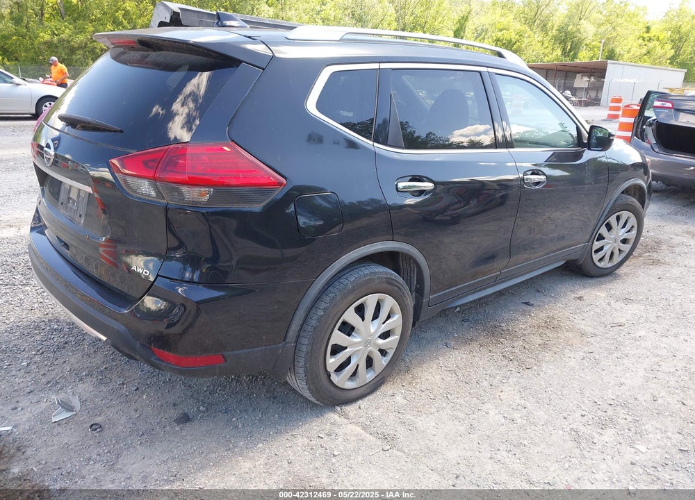 2017 NISSAN ROGUE S VIN: JN8AT2MV5HW276734