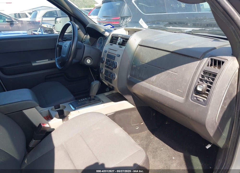 2012 FORD ESCAPE VIN: 1FMCU0DGXCKA08247