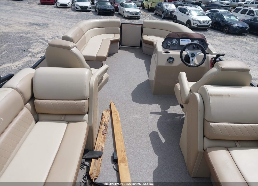 2022 VERANDA PONTOON VIN: JBC04522I122