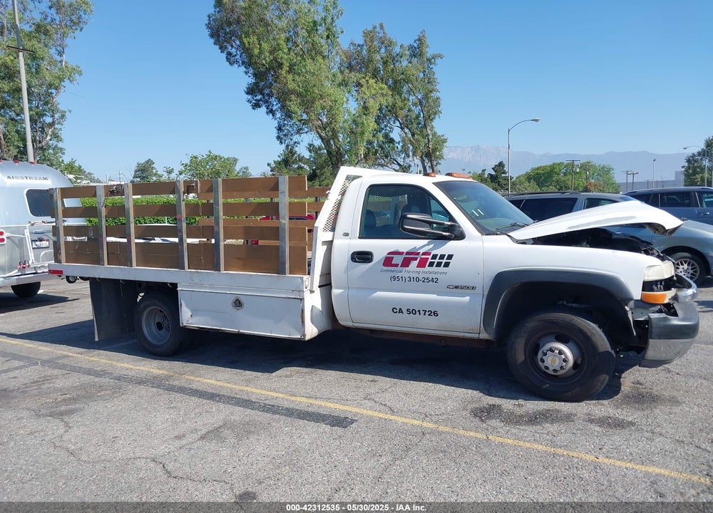 2001 CHEVROLET SILVERADO 3500 CHASSIS VIN: 1GBJC34UX1F111443