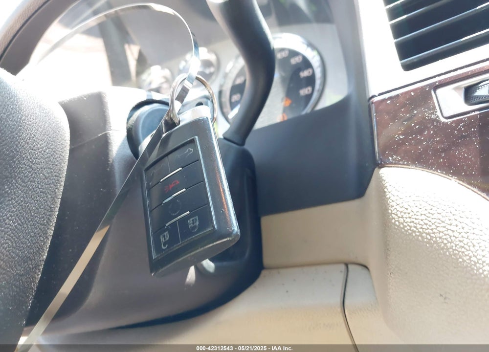 2010 CADILLAC ESCALADE PREMIUM VIN: 1GYUCCEF0AR155906