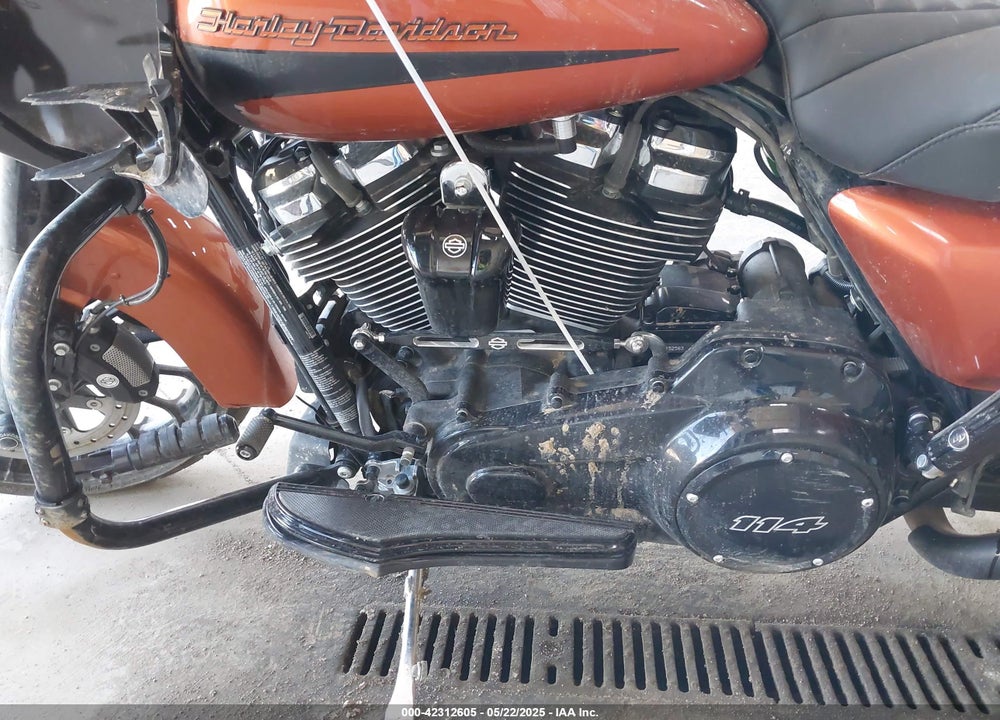 2019 HARLEY-DAVIDSON FLTRXS VIN: 1HD1KTP19KB673325