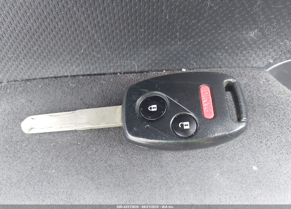 2010 HONDA CIVIC VIN: 19XFA1F6XAE037283