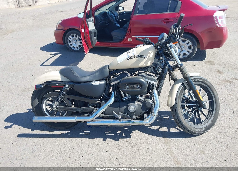2015 HARLEY-DAVIDSON XL883 IRON 883 VIN: 1HD4LE213FC412513