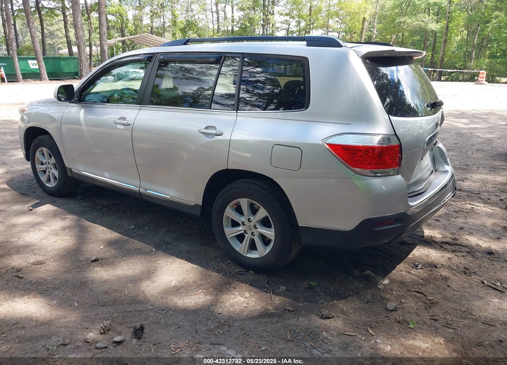 2013 TOYOTA HIGHLANDER SE V6 VIN: 5TDBK3EH6DS256875