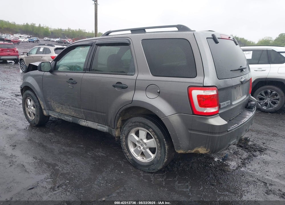 2011 FORD ESCAPE XLT VIN: 1FMCU9DG1BKB18557