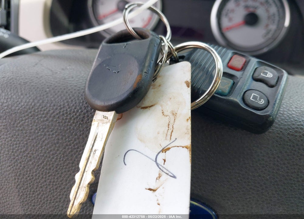 2009 FORD FOCUS VIN: 1FAHP35N69W184400