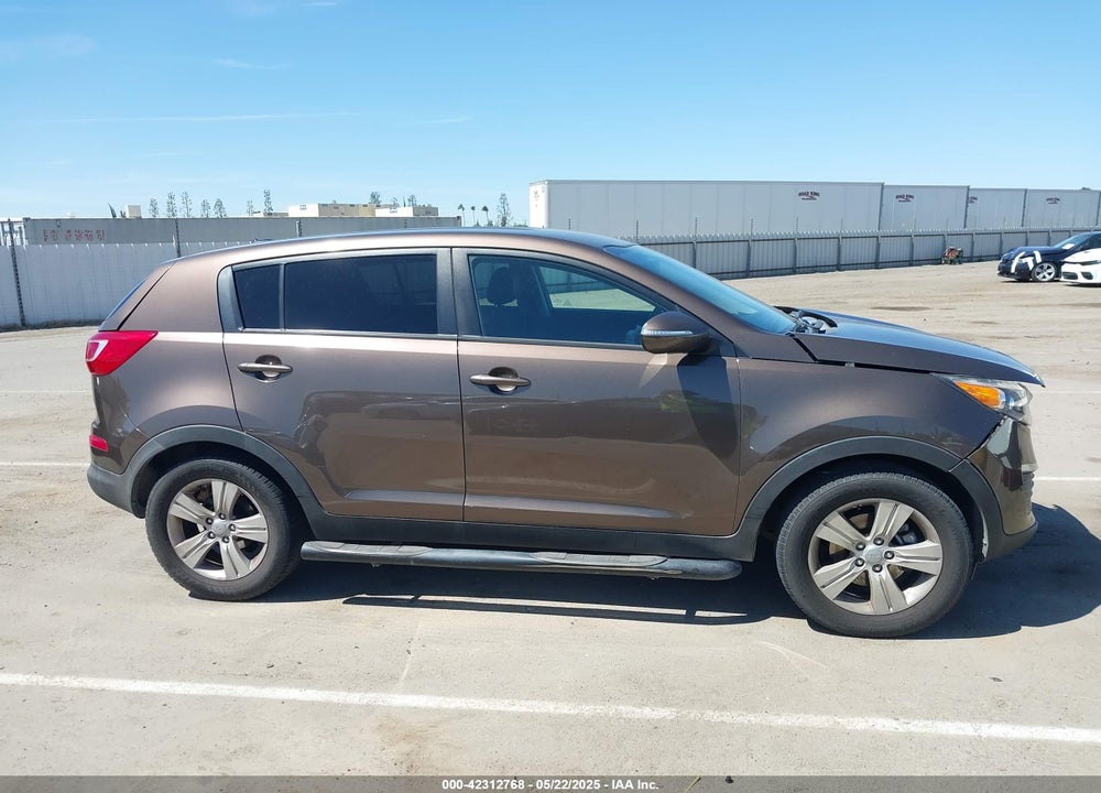 2012 KIA SPORTAGE VIN: KNDPB3A25C7321828