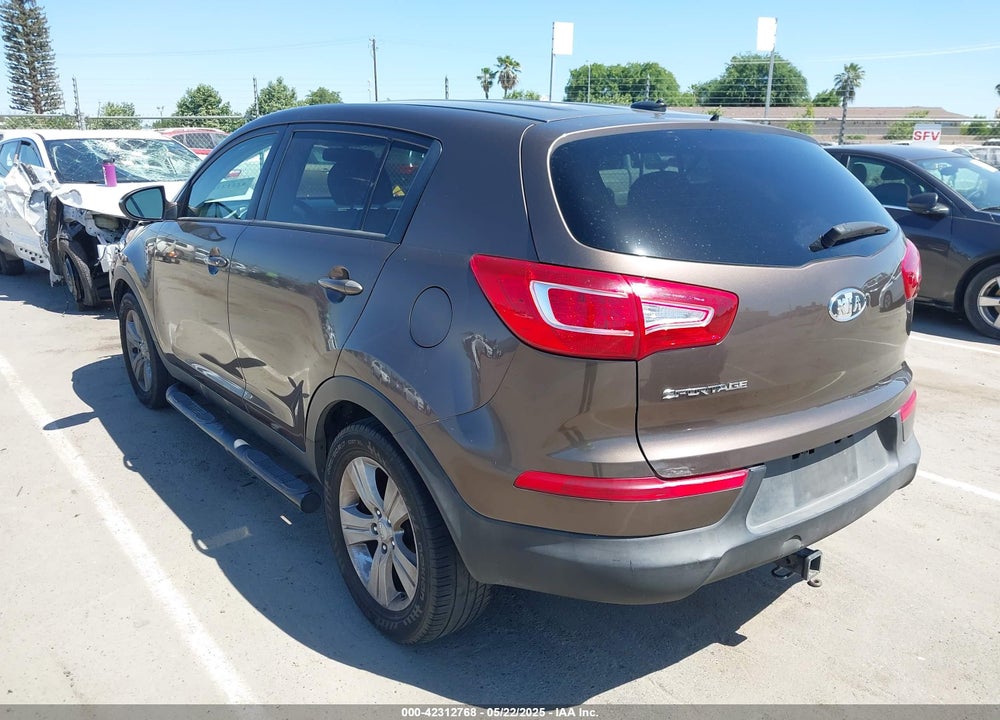 2012 KIA SPORTAGE VIN: KNDPB3A25C7321828