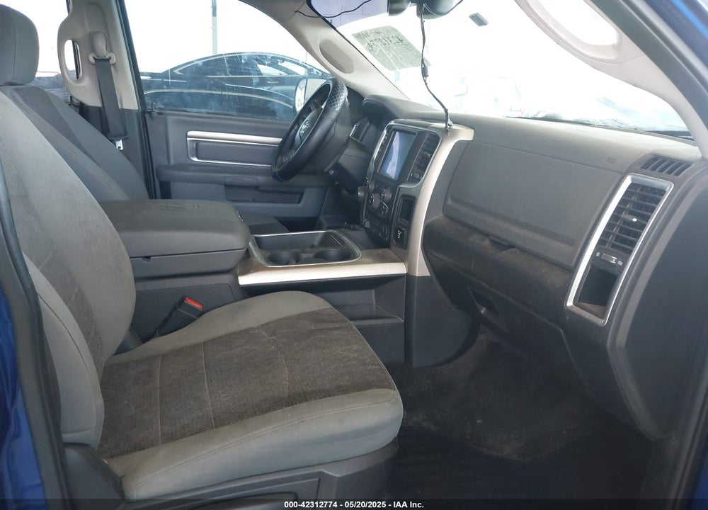 2017 RAM 1500 VIN: 1C6RR7LT9HS716592