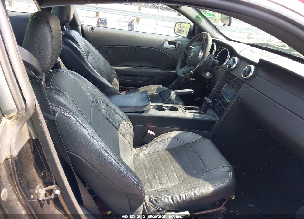 2008 FORD MUSTANG VIN: 1ZVHT80N985155422