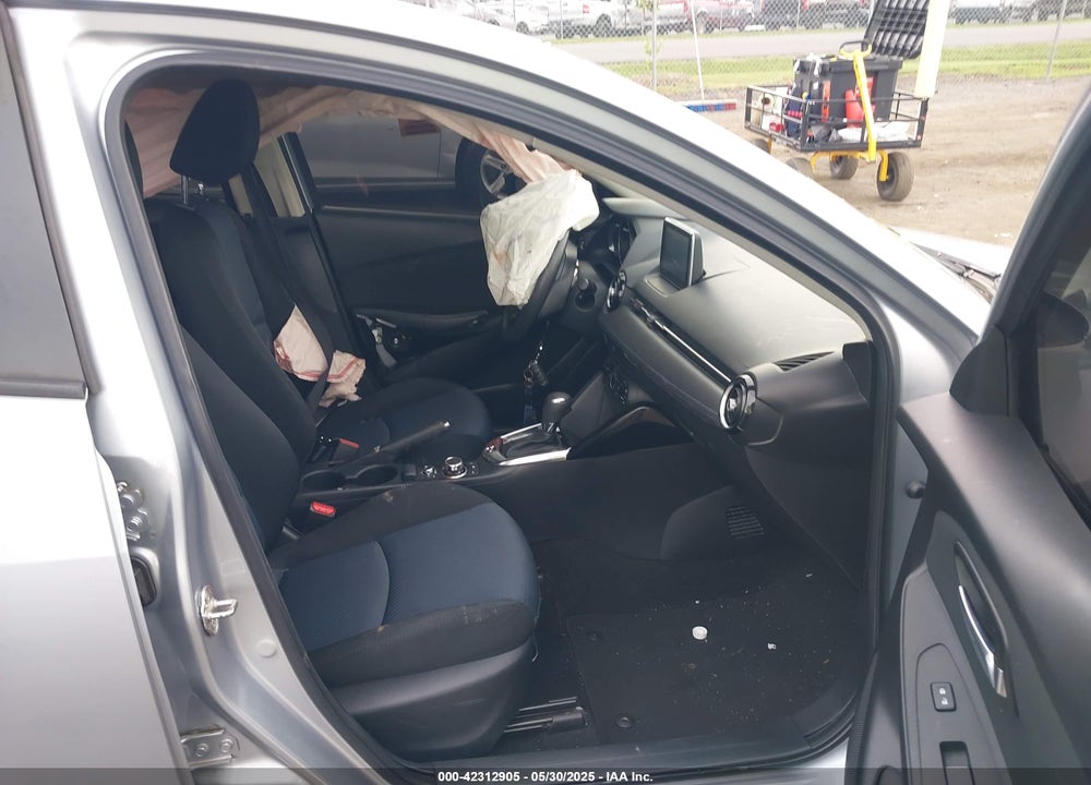 2017 TOYOTA YARIS IA VIN: 3MYDLBYV8HY158450
