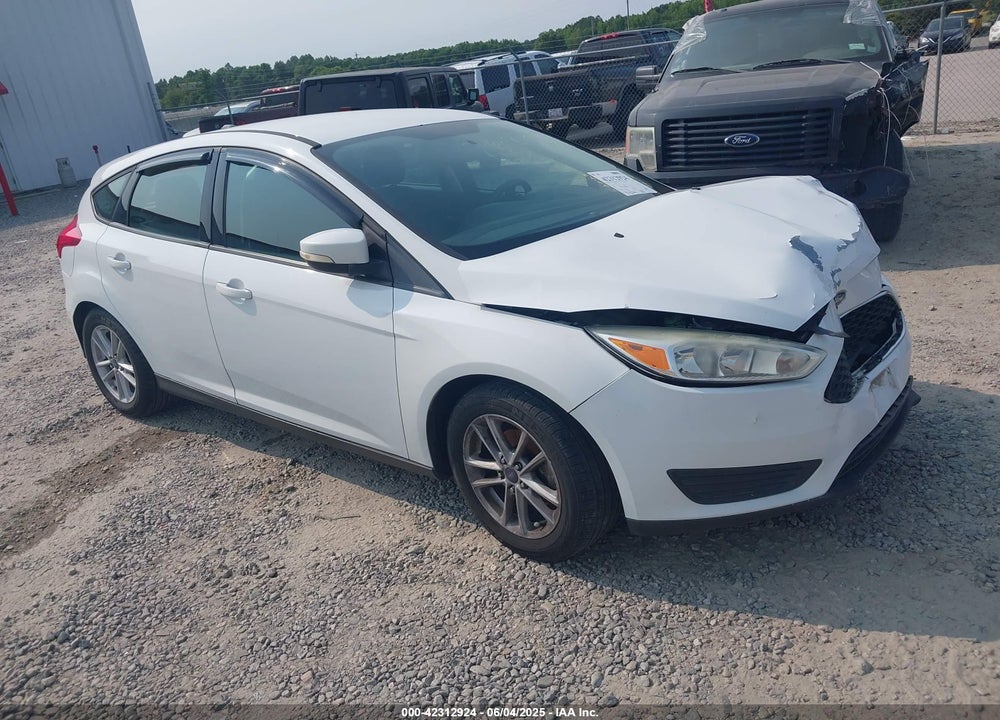 2017 FORD FOCUS SE VIN: 1FADP3K23HL262009