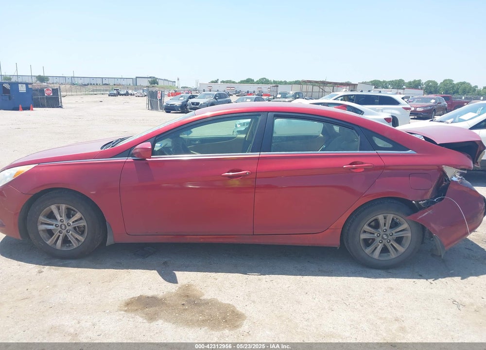 2013 HYUNDAI SONATA VIN: 5NPEB4AC8DH565394