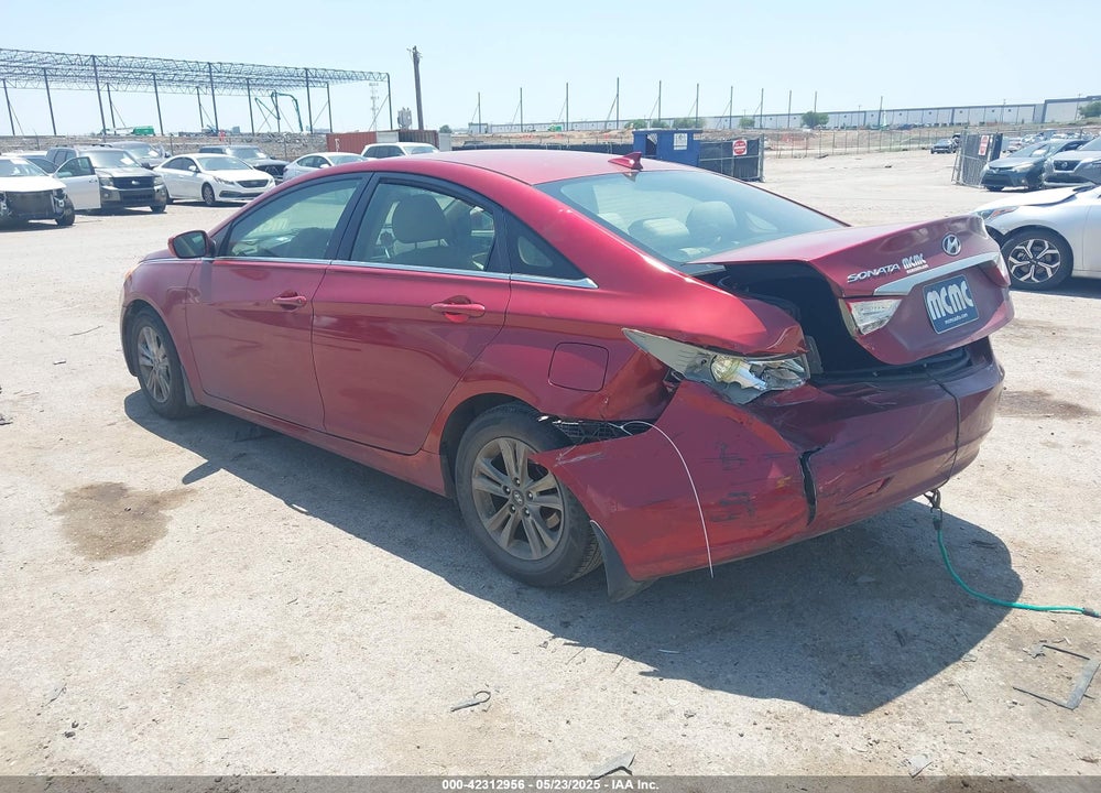 2013 HYUNDAI SONATA VIN: 5NPEB4AC8DH565394