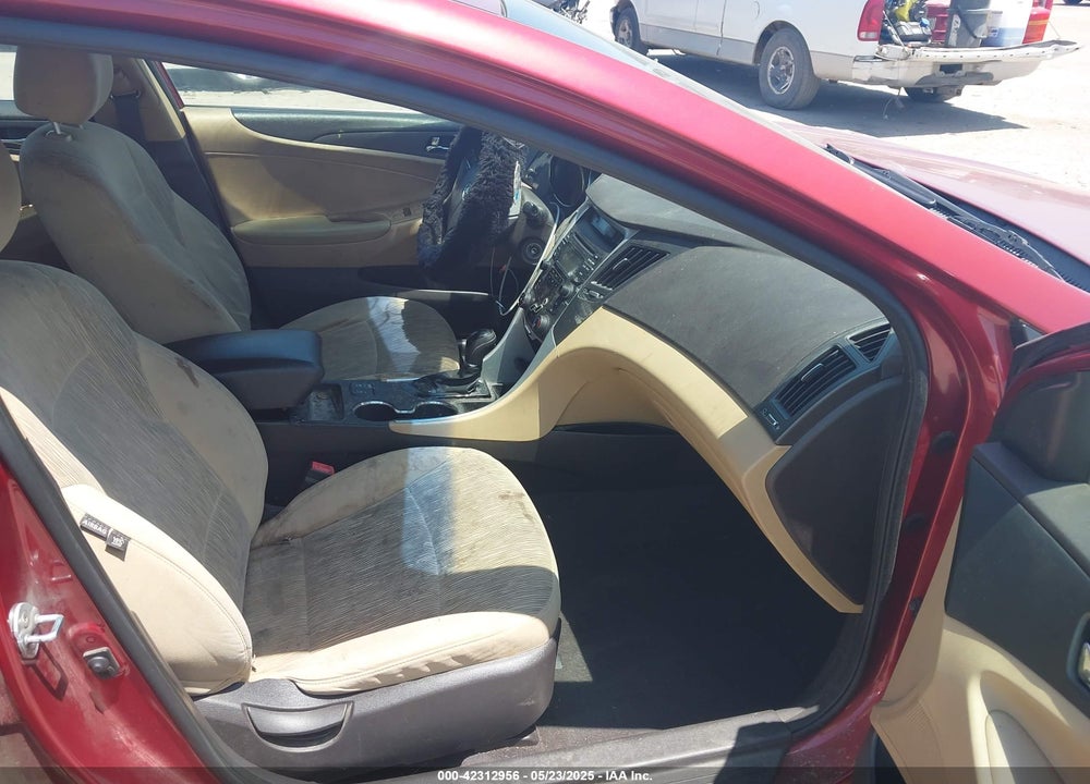 2013 HYUNDAI SONATA VIN: 5NPEB4AC8DH565394
