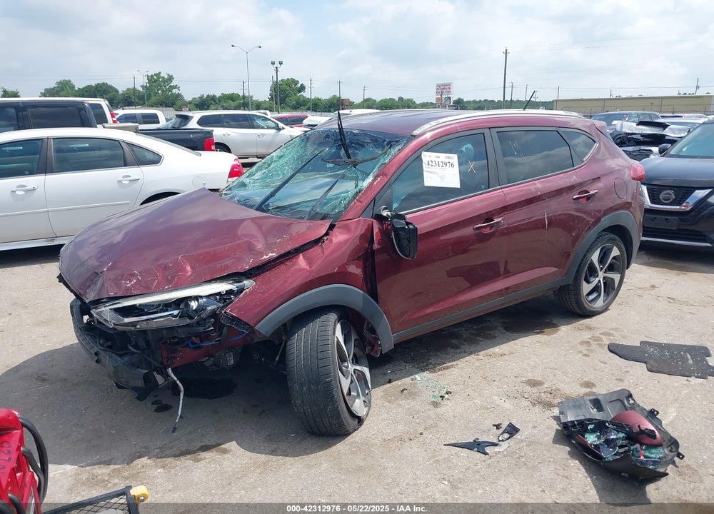 2017 HYUNDAI TUCSON VIN: KM8J33A27HU420688