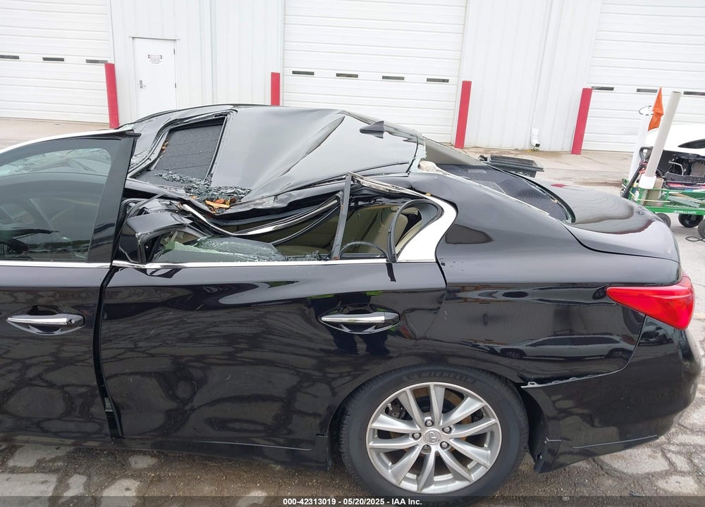 2015 INFINITI Q50 VIN: JN1BV7AR8FM396828