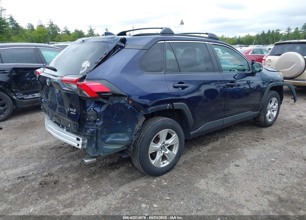 2021 TOYOTA RAV4 VIN: 2T3P1RFV7MW154418