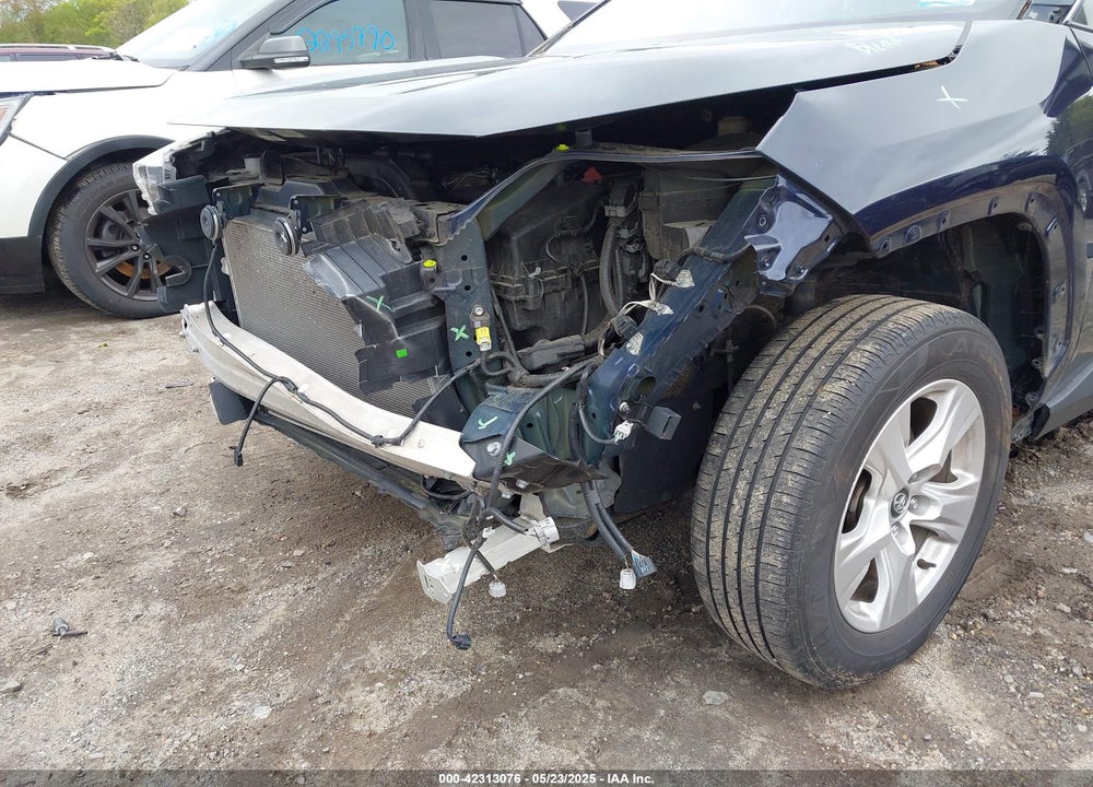 2021 TOYOTA RAV4 VIN: 2T3P1RFV7MW154418