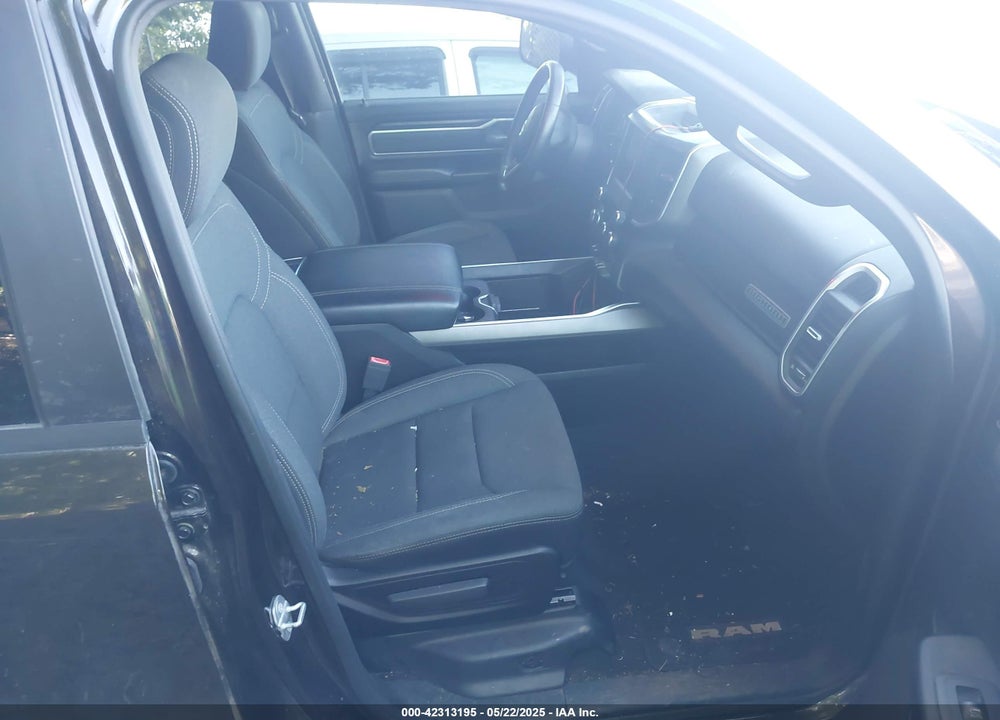 2019 RAM 1500 VIN: 1C6RREFT0KN616290