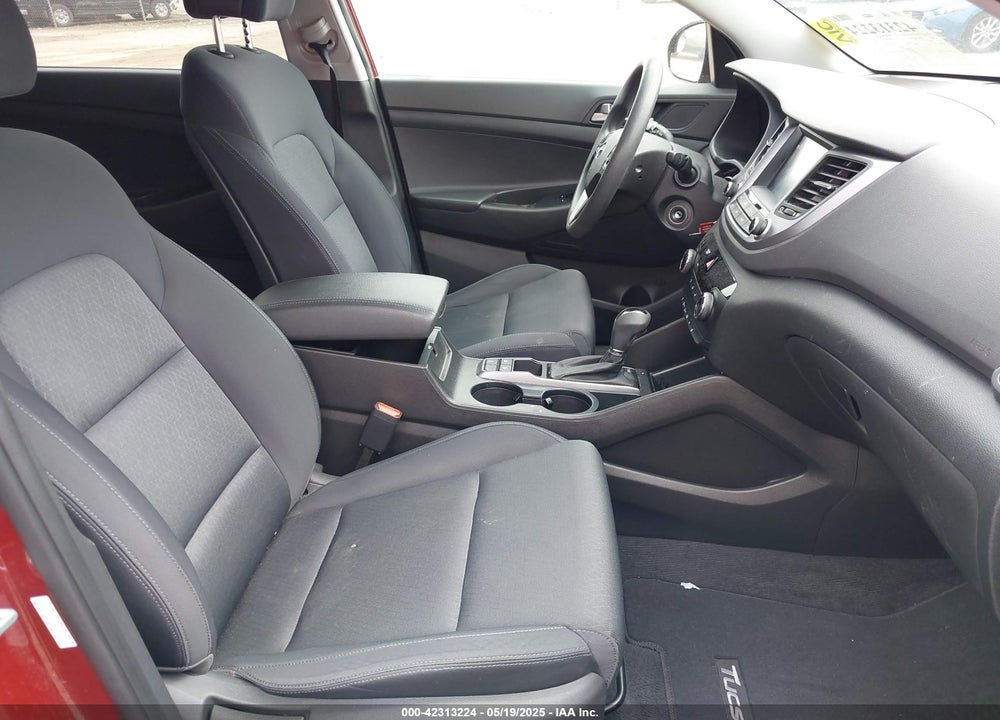 2018 HYUNDAI TUCSON SEL VIN: KM8J3CA49JU782593